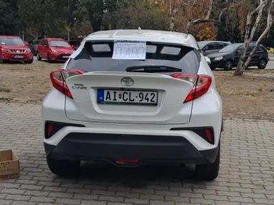 Toyota C-HR 2018 (miniatűr)
