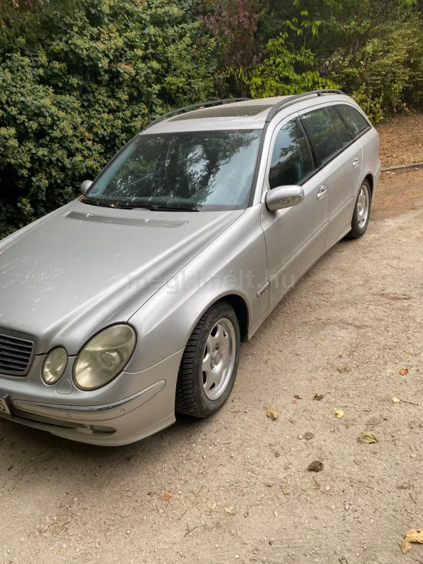 Mercedes-Benz E 200 2005