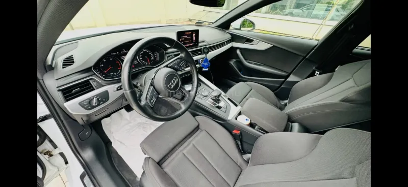 Audi A4 2019