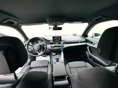 Audi A4 2019 (miniatűr)