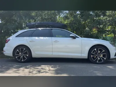 Audi A4 2019 (miniatűr)