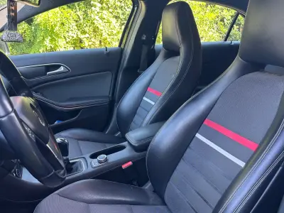 Mercedes-Benz A 200 2012 (miniatűr)