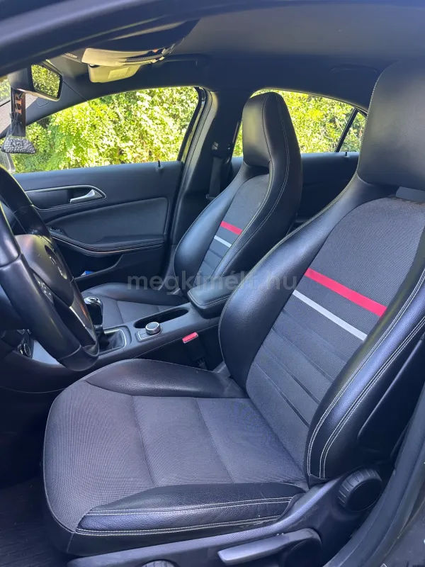 Mercedes-Benz A 200 2012