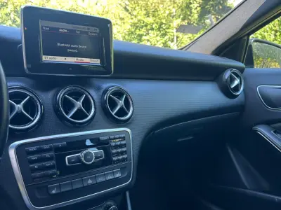 Mercedes-Benz A 200 2012 (miniatűr)