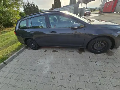 Volkswagen Golf 2020 (miniatűr)