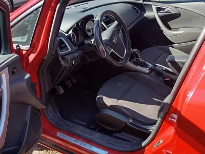 Opel Astra 2010 (miniatűr)