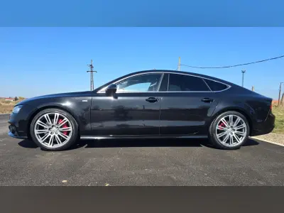 Audi A7 2014 (miniatűr)