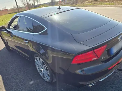 Audi A7 2014 (miniatűr)