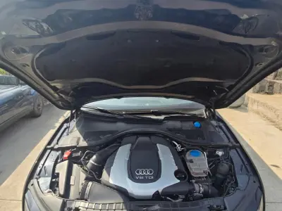 Audi A7 2014 (miniatűr)