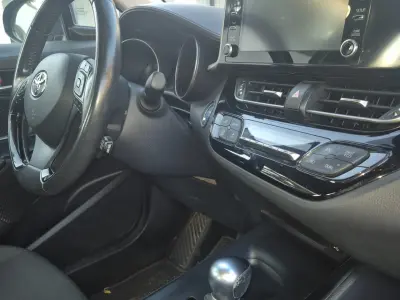 Toyota C-HR 2019 (miniatűr)