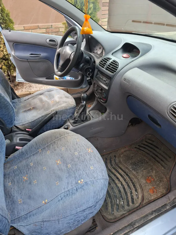 Peugeot 206 2002