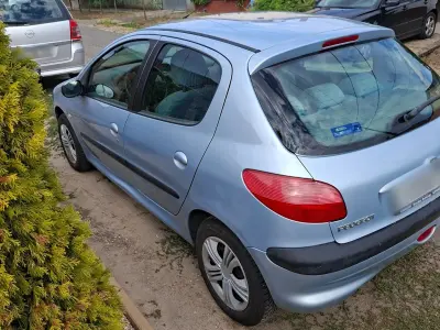 Peugeot 206 2002 (miniatűr)