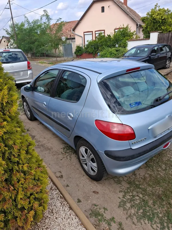 Peugeot 206 2002