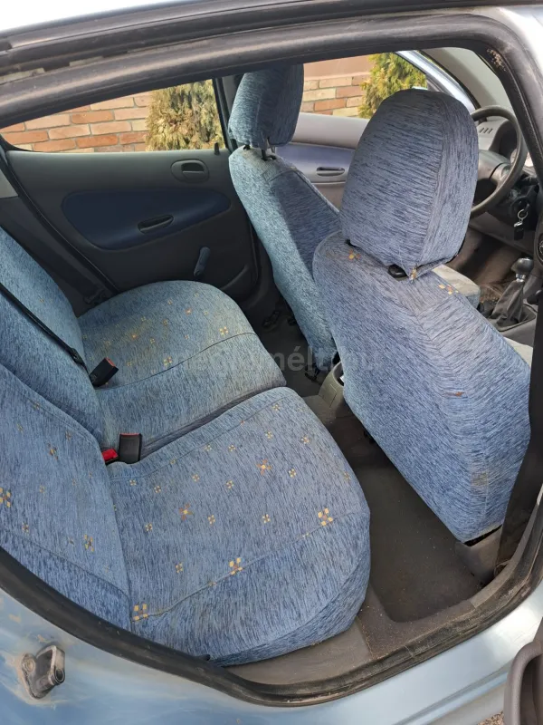 Peugeot 206 2002