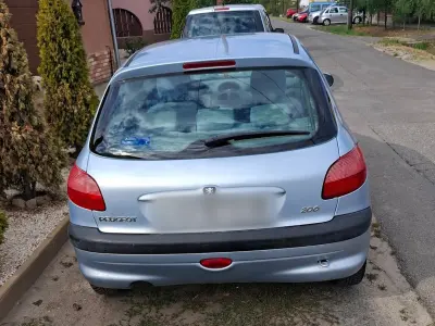 Peugeot 206 2002 (miniatűr)