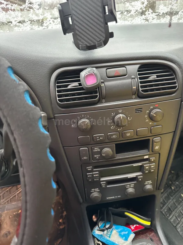 Volvo V40 2001