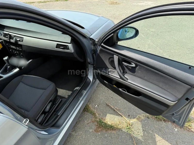 BMW 318 2006