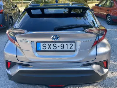 Toyota C-HR 2019 (miniatűr)
