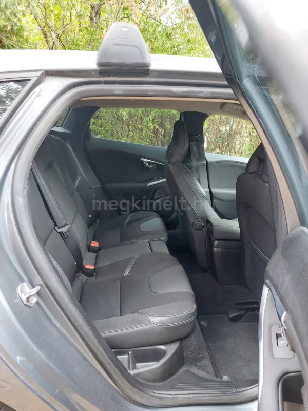 Volvo V40 2015