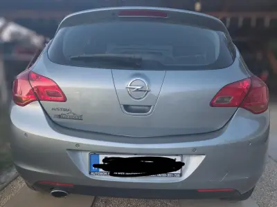 Opel Astra 2010 (miniatűr)