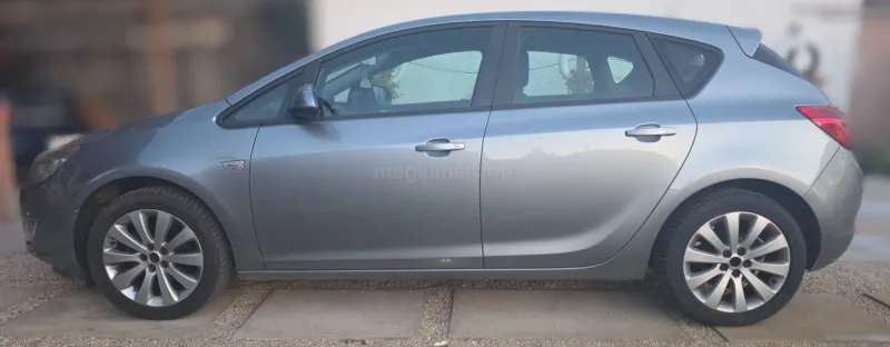 Opel Astra 2010