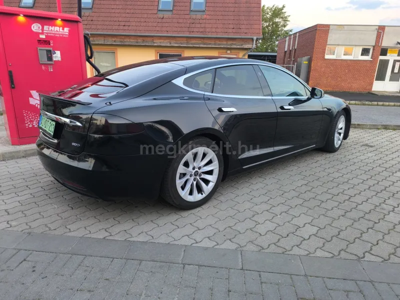 Tesla Model S 2017