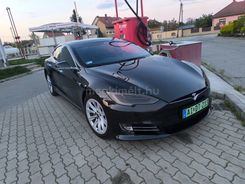 Tesla Model S 2017