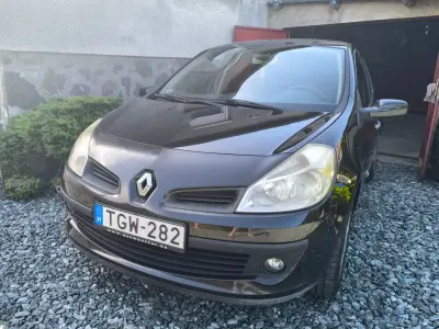 Renault Clio 1.2 16V Autentique Plus