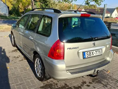 Peugeot 307 2004 (miniatűr)