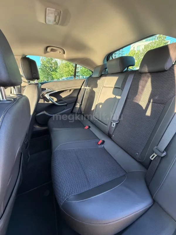 Opel Insignia 2015