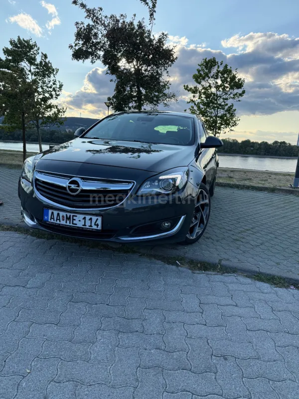 Opel Insignia 2015