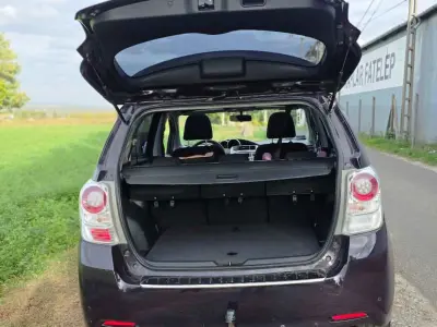 Toyota Verso 2011 (miniatűr)