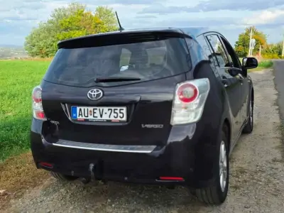 Toyota Verso 2011 (miniatűr)
