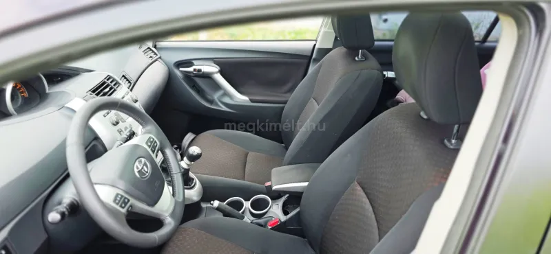 Toyota Verso 2011