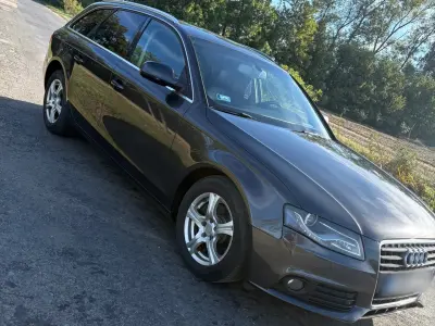 Audi A4 2009 (miniatűr)