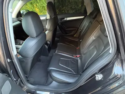 Audi A4 2009 (miniatűr)