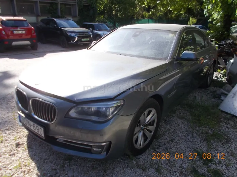 BMW 750 2015