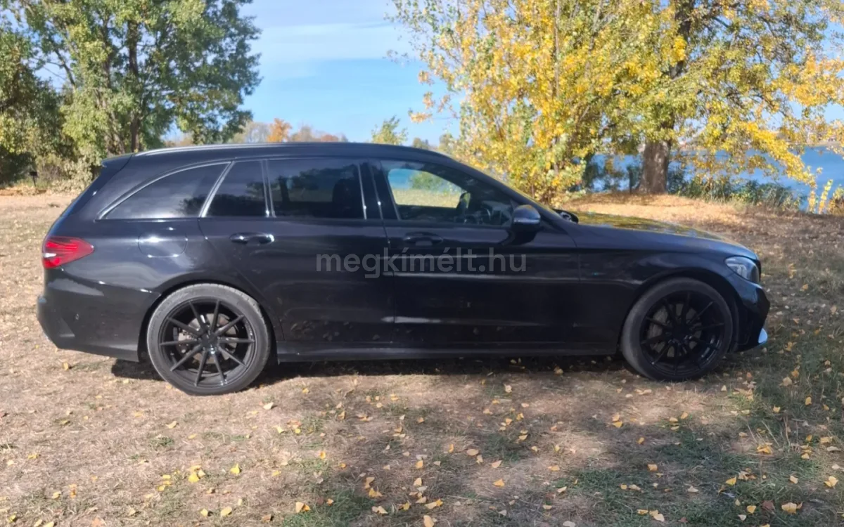 Mercedes-Benz C 300 2020
