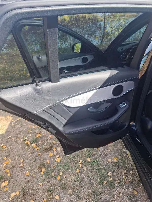 Mercedes-Benz C 300 2020