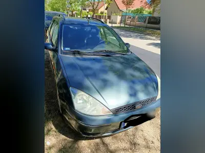 Ford Focus 2003 (miniatűr)