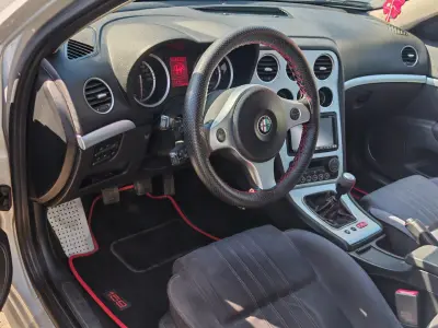 Alfa Romeo 159 2006 (miniatűr)