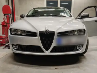 Alfa Romeo 159