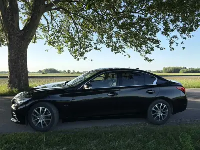 Infiniti Q50 2017 (miniatűr)