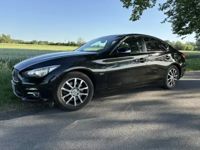 Infiniti Q50 2017 (miniatűr)