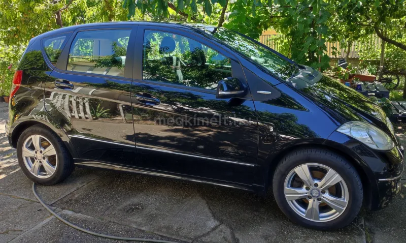Mercedes-Benz A 180 2010