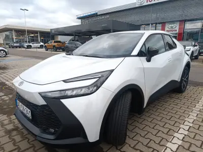 Toyota C-HR Városi terepjáró