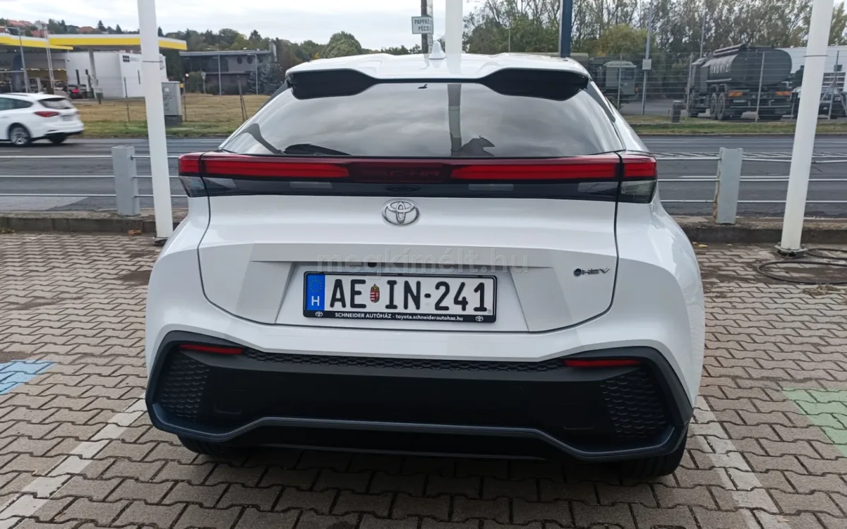 Toyota C-HR 2023