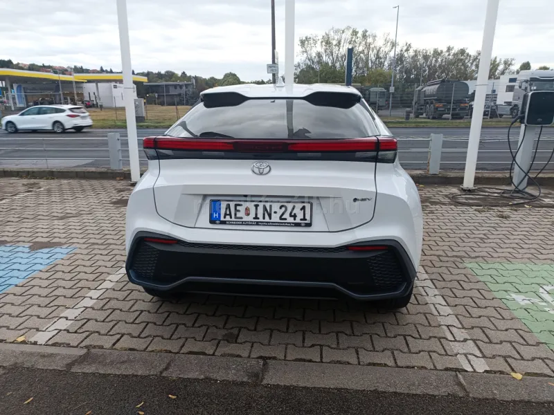 Toyota C-HR 2023