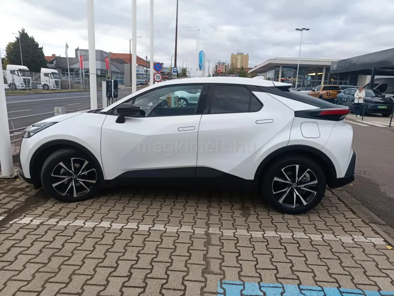 Toyota C-HR 2023