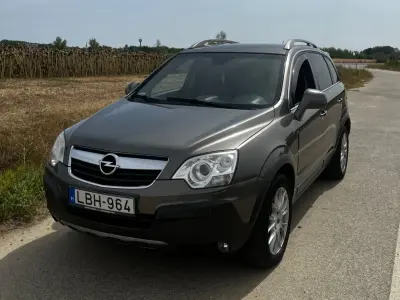 Opel Antara 2008 (miniatűr)